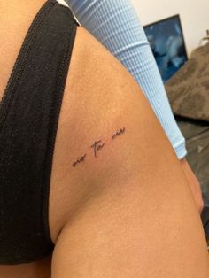 Wörter Tattoos, Minimalist Tattoo Ideas, Hidden Tattoos, Hip Tattoos Women, Writing Tattoos, Bff Tattoos, Thigh Tattoos Women