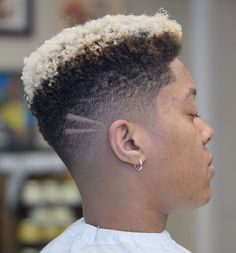 Haircut Black Women Fade, Faded Haircut Women Black, Black Women Barber Haircut, Black Women Short Haircut Fade Designs