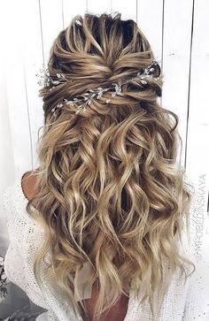 Half Up Half Down Bridal, Half Up Half Down Hair Prom, Prom Hair Down, Bridal Hairstyle, Wedding Hairstyles Half Up Half Down, Princess Hairstyles