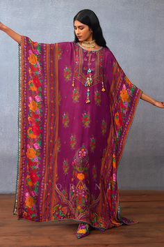 Buy Purple Muslin Silk Digital Print Ambrosia Dil Kusha Shirin Kaftan For Women by Torani Online at Aza Fashions. Festive Silk Kaftan With Digital Print, Unstitched Bohemian Kaftan For Festivals, Eid Unstitched Printed Kaftan, Festive Digital Print Kaftan, Silk Kaftan With Digital Print Tunic, Silk Digital Print Kaftan For Eid, Silk Digital Print Festival Kaftan, Bollywood Style Kaftan With Printed Motifs For Eid, Festive Digital Print Kaftan For Eid