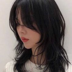 40 Best Korean Wolf Cut Ideas | HairAide Korean Wolf Cut, Wolf Cut, Shot Hair Styles, Hair Stylies, Haircuts Straight Hair, Cut My Hair, Hair Inspo Color