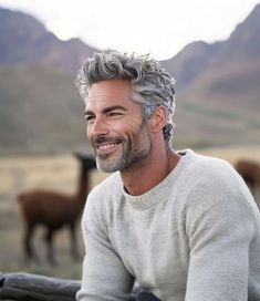 Middle Aged Mens Haircuts, Silver Fox Hairstyles Men, Grey Hair Men Over 50, Mens Hairstyles With Beard Medium, Haircuts For Medium Hair Men, Longer Hairstyles For Men, Older Mens Long Hairstyles, Growing Hair Men, Ash Grey Hair