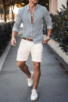 Men's Summer Outfit, Preppy Mens Fashion, Casual Outfits Summer, Mens Summer Outfits, Mens Casual Outfits Summer, Men Fashion Casual Shirts, Stylish Men Casual, Mens Casual Dress Outfits, Italian Outfits