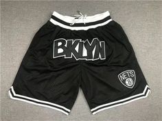 Nba Basketball Shorts, Nba Shorts, Mens Shorts Outfits, Classic Shorts, Sports Logos, Fresh Outfits, Streetwear Men, Brooklyn Nets, Running Pants