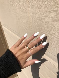 White Nails Acrylic Almond Long, White Medium Almond Nails, White Matte Acrylic Nails Almond, White Nail Ideas Acrylic Coffin Medium, Gel Nails Medium Length Almond, White Acyrilics Nails Almond, Medium Acyrilics Nails, Plain White Almond Acrylic Nails, Basic White Almond Nails