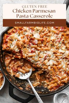 chicken parmesan pasta casserole in a cast iron skillet