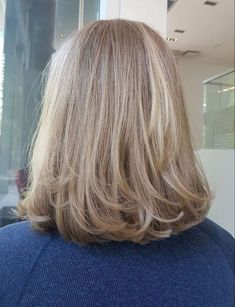 Collarbone Length Hair, Hairstyles For Layered Hair, Blonde Hair Looks, Hair Stylies, Haircuts Straight Hair, Short Blonde Hair, Cut My Hair, Hair Inspo Color