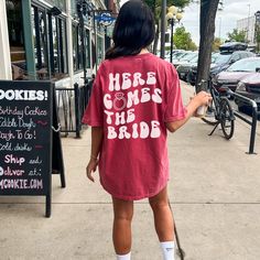 Bachelorette Nashville, Retro Bachelorette Party, Groovy Bachelorette, Vsco Shirts, Retro Bachelorette, Have The Best Day, Bridal Bachelorette Party, Nashville Bachelorette, Aesthetic Shirt