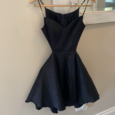 Nwt Windsor Size 3 Black Dress Windsor Dresses, Bodycon Fashion, Windsor, Colorful Dresses, Black Dress, Womens Dresses, Dresses, Women Shopping, Black