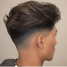 Haircut Selfie, Photo Hijab, Undercut Long Hair, Men Haircut Curly Hair, Tapered Haircut, Wavy Hair Men