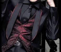 Wrath Aesthetic, Hampton Wedding, Men Fashion Suit, Shifting Outfits, Vampire Wedding, Goth Stuff, Gothic Men, High Fashion Men, Mens Fashion Work