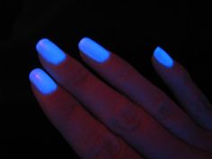 30+ Eye-catching glow nail art designs | Art and Design Wedding Nail Polish, Glowing In The Dark, Nails Dark, Acrylic Nail Powder, Gel Nails At Home