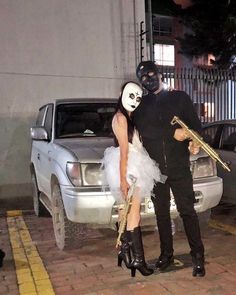 Purgecostume Halloween Couple, Halloween Couple Goals, Horror Movie Night, Halloween Costum, Couples Halloween Costumes, Ideas For Autumn, Halloween Parejas