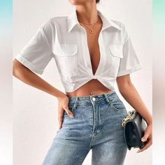 Micas Flap Pocket Twist Hem Shirt Versatile White Crop Shirt Perfect For Beach Days, Festivals, Or Casual Outings. Elevate Your Summer Style! Keywords: Crop Top, White Shirt, Button-Up, Collared, Short Sleeve, Summer Fashion, Beach Wear, Festival Outfit, Casual Chic, Trendy Reasonable Offers Are Gladly Accepted. Your Order Will Be Handled With Care, Packed Thoughtfully In Repurposed Packaging, And Shipped Promptly From My Smoke-Free, Pet-Free Home. Please Note That The Items May Arrive Folded An Festival Outfit Casual, White Crop Shirt, Outfit Casual Chic, Cropped Button Up Shirt, Strap Crop Top, Summer Fashion Beach, Plain Shirt, Orange Crush, Print Crop Tops