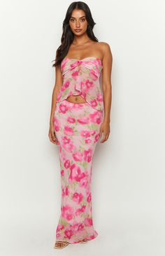 Pink Floral Maxi Skirt

How to style:
The most gorgeous floral maxi skirt  ()is here! The light weight material makes this skirt perfect for summer () weather! Elevate your look with the matching top (), heels and a shoulder bag!

Features:
Maxi length 
Lots of stretch 
Light weight material
Lined
High waisted style - size up for a lower rise
Pull on style 
Chiffon outer
Bias cut
Elastic waistband Chiffon Outer, Floral Print Maxi Skirt, Prom Midi Dress, Print Maxi Skirt, Semi Formal Dresses, Summer Weather, Floral Maxi Skirt, Printed Maxi Skirts, High Waist Fashion