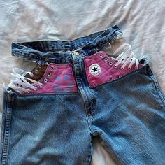 Denim Unique Fashion, How To Turn Jeans Into Bell Bottoms, Diy Jeans Upcycle Top, Uk Streetwear Fashion, Diy Jean Top, Women’s Streetwear, Cute Concert Fits, Patch Work Fashion, Upcycle Clothes Jeans