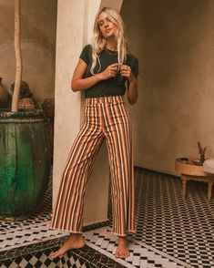 Wide Leg Pants Outfit, Cooler Style, Fall Pants, High Waist Wide Leg Pants, Billabong Women, Printed Wide Leg Pants, Fall Prints, Off Black, Dressy Casual