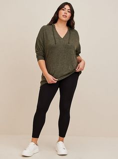 FIT Model is 5’10” wearing size 1. . High rise. 1” Comfort Waistband sits perfectly against your curves. Tapered leg. Full length. . 27” inseam. MATERIALS + CARE Thick cotton-blend fabric that smooths and flatters. 4-way stretch with great recovery. 95% cotton, 5% spandex. Machine wash cold. Dry low. Imported. DETAILS Opaque (not see-through). WHY WE LOVE IT Our best-selling leggings with our thinner 1” Comfort Waistband. Just like our best-selling original leggings, they're designed with the pe