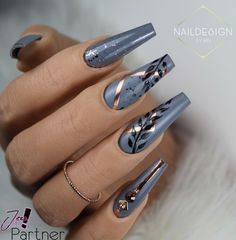 New Nail Designs 2022 Winter, Feather Nail Art, Feather Nails, Wow Nails, Nagel Tips, Gray Nails, Fabulous Nails, Coffin Nails Designs