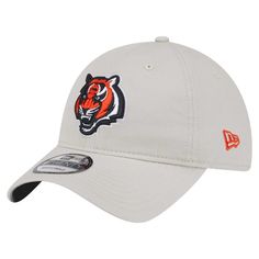 This New Era Playmaker 9TWENTY Adjustable Hat is perfect for the Cincinnati Bengals fan looking to add to their collection. The 9TWENTY silhouette from New Era offers a relaxed fit and a low crown that sits comfortably on your head. With its six-panel construction and embroidered graphic with raised details, this hat delivers a stylish look for any Cincinnati Bengals fan. Digital Camo, Salute To Service, Cincinnati Bengals, Adjustable Hat, Fitted Hats, Your Head, Cincinnati, Orange Black, Black Tshirt