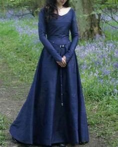 Medieval Maiden, Plain Maxi Dress, Witch Dress, Dress Halloween Costume, Rockabilly Dress, Maxi Dress Navy, Vestidos Vintage