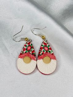 Large fun gnome earrings Gnomes are made of clay and 25mm Gnome Earrings, Wood Jewelery, Awesome Crafts, Fish Necklace, Pink Bubbles, Christmas Pins, Christmas Items, Pink Earrings, Christmas Gnome