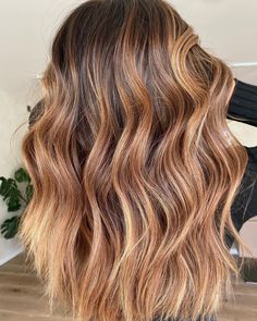 Brunette And Strawberry Blonde Balayage, Dirty Blonde Ombre Hair, Golden Honey Balayage, Cowboy Copper With Dark Roots, Dark Brown To Strawberry Blonde Balayage, Dark Roots Copper Hair, Subtle Copper Balayage, Bronze Blonde, Strawberry Blonde Hair Root Melt