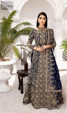 Maxi Style Pakistani Dresses, Pakistani Long Dresses, Pakistani Maxi Dresses, Gown Style Dress, Gaun Fashion, Pakistani Wedding Dress, Pakistani Wedding Dresses