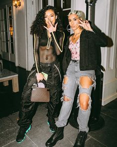 Fly Girls, Slay Outfits, Classy Outfits For Women, 90s Hip Hop Fashion, Best Friend Photoshoot, Chill Outfits, Fly Girl