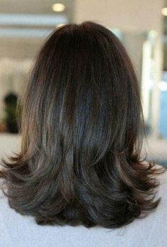 Layered Haircuts Shoulder Length, Shoulder Length Hair, Brunette Hair, Great Hair, Layered Haircuts, Layered Hair, Hair Dos, Brunette Hair Color