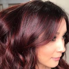 Burgundy Hair Formula Wella, Wella Hair Color Chart, Dark Mahogany Hair, Mahogany Red Hair, Deep Red Hair