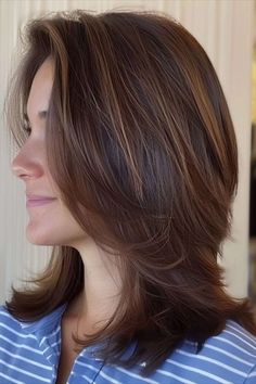 Short layers on medium to long hair Short Layers On Long Hair, Layers On Long Hair, Hairstyles For Picture Day, Caramel Hair Color Ideas, Caramel Hair Color, Short Layered Hairstyles, Picture Day Hair, Hairstyle Ideas Easy, Hairstyles For Ladies