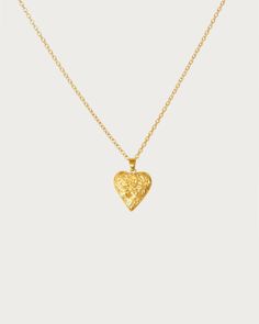 Matériels: 
Laiton plaqué or 18 carats


Mesures: 

410 mm/16,14" de longueur, 70 mm/2,75" de longueur d'extension En Route Jewelry, Tulip Pattern, Heart Shaped Necklace, Gold Heart Necklace, Yemen, Zambia, Sierra Leone, Mongolia, Love Symbols