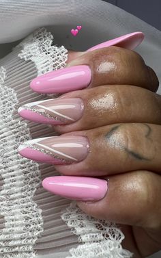 Nails Delicadas, Bandana Nails, Nails Ideas, Almond Nails, Nail Inspo, Manicure, Nail Designs, Nail Art