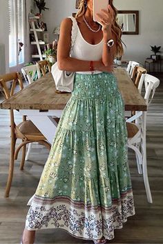 Stile Boho Chic, Look Boho Chic, Printed Long Skirt, Stil Boho, Rock Outfit, Maxi Skirt Boho, Mode Boho, Floral Maxi Skirt, Boho Skirts