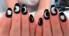 Solar Eclipse Nail Art Trend Photos Instagram Manicures Eclipse Nails, Nail Art French, Racun Shopee, Easy Chicken Curry, Inspired Nails, Cat Treat Recipes, Facility Management, Nails Makeup, Manicure Ideas