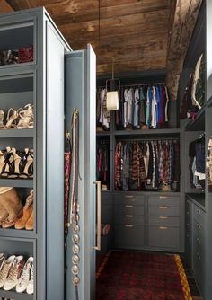 Wood Organization, Room Closet, Closet Inspiration, Walk In Wardrobe