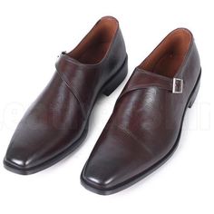 We have brought these multi-purpose brown leather slip-ons. They are pretty amazing to make your overall outfit more stylish and trendy. Style Guide for Shiny Brown Leather Shoes A monk shoe doesn’t have lace system and that makes them high on utility. Made of fresh and naturally derived animal leather, these formal shoes have every quality you look for in a formal shoe. Chelsea Leather Boots, Tan Brogues, Purple Leather Jacket, Handmade Leather Boots, Black Boots Men, Leather Formal Shoes, Suede Leather Shoes, Handmade Leather Shoes, Brown Leather Shoes