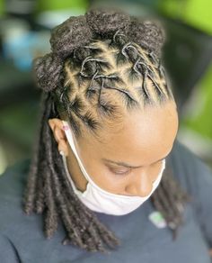 Female Dreadlocks, Lock Hairstyles, Female Dreadlocks Styles, Dreadlocks Styles, Black Natural Hair Care, Dreads Styles, Bantu Knots