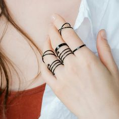 6 Piece Black Spring Punk Band Multi Finger Boho Ring Jewellery The Colourful Aura Slim Rings, Daily Rings, Stylish Jewelry Accessories, Unique Graduation Gifts, Slim Ring, Ring Sets Boho, Chic Rings, Stacking Ring Set, Rings Rings