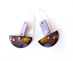 Metal Earrings - These earrings are created with many layers of colors and many firings. Sgrafitto technique is used to revel underlying layers and wet packing grains of enamel leave the piece with slightly raised areas and some pops of color. Each pair is unique! Water Jewelry, Cloisonne Enamel Jewelry, Artful Home, Enamel Necklaces, Cloisonne Enamel, Wood Jewelry, Enamel Earrings, Square Earrings, Clay Ceramics