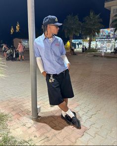 Loafers And Jorts Outfit Men, Pleated Shorts Outfit Men, Black Shorts Outfit Men, Pleated Shorts Outfit, Jorts Outfit Idea Men, Shorts Outfits Men Streetwear, Jorts Mens Outfits, Black Shorts Outfit, Guys Fits