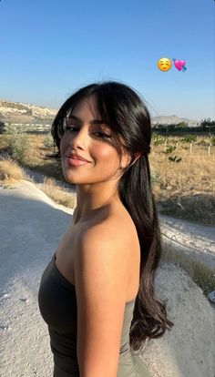 Stargirl Interlude, 2023 Makeup, Sleek Hair, 50 Hair, Hair Stylies, Long Black Hair, Summer Hair Color, Prom Hairstyles, Selfie Ideas