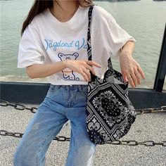 SPECIFICATIONSBrand Name: dawndessloHandbags Type: Shoulder BagsTypes of bags: Shoulder & HandbagsMain Material: POLYESTERLining Material: COTTONShape: Casual TotePlace Of Origin: HE BEI ProvincePlace Of Origin: HE BEI ?ProvinceOrigin: Mainland ChinaCN: HebeiPattern Type: GeometricGender: WOMENStyle: NATIONALNumber of Handles/Straps: twoChoice: yessemi_Choice: yes Casual Hobo Tote Bag For Daily Use, Casual Hobo Tote Bag For Daily Life, Casual Tote Satchel For Daily Use, Casual Double Handle Shoulder Bag For Daily Use, Trendy Tote Satchel For Daily Use, Casual Canvas Satchel Bag For Daily Life, Trendy Canvas Shoulder Bag For Daily Use, Casual Rectangular Hobo Bag For Daily Use, Casual Rectangular Hobo Bag For Daily Life