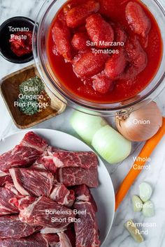 the ingredients to make this dish include meat, onions, carrots, garlic and tomato sauce