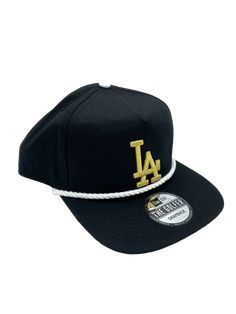 This LA Dodgers golfer snap is perfect for die-hard fans. Boasting metallic stitching and logo, this vintage-style cap provides the perfect way to show your team spirit. Wear it at home, on the golf course, or anywhere! Brand: New Era White undervisor Officially licensed White rope Black adjustable snap The Golfer hat Snapback Hats Men, Nfl Hats, Flex Fit Hats, Nba Hats, Nhl Jerseys, White Rope, Utah Jazz, Spirit Wear, Houston Rockets