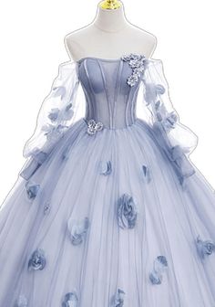 Floral Applique Ball Gown For Debutante Ball, Tulle Ball Gown Quinceanera Dress For Banquet, Tulle Quinceanera Ball Gown For Prom Season, Tulle Quinceanera Ball Gown For Banquet, Quinceanera Ball Gown With Floral Applique For Prom Season, Floral Applique Ball Gown Quinceanera Dress For Prom Season, Floral Applique Ball Gown For Quinceanera Or Prom, Tulle Ball Gown With Floral Applique, Organza Ball Gown With Floral Applique For Debutante Ball