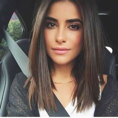 Hair Cut Ideas, Lob Haircut, Shoulder Length Hair Cuts, Mid Length Hair, Short Hairstyle, Medium Hair Cuts, Hair Skin Nails, Nails And Makeup