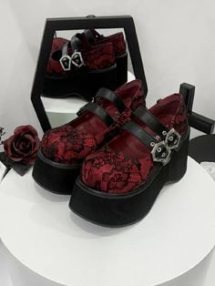 Buckle Straps Platforms Red Lace Round Toe Punk Shoes Punk Tops, Witch Vintage, Mary Jane Platform Shoes, Goth Shoes, Punk Shoes, Gothic Shoes, Dr Shoes, Punk Accessories, Funky Shoes