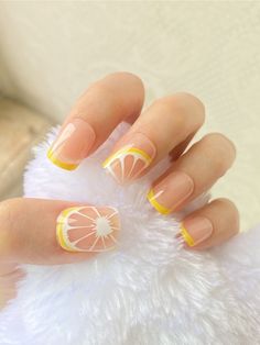 more in the telegram Mail Designs For Summer, Limon Nail Art, Pineapple Nails Design Summer, Lemon Slice Nail Art, Short Bee Nails, Tropical Fruit Nails, Nails Limon, Honey Comb Nails Design, Citrus Nail Designs